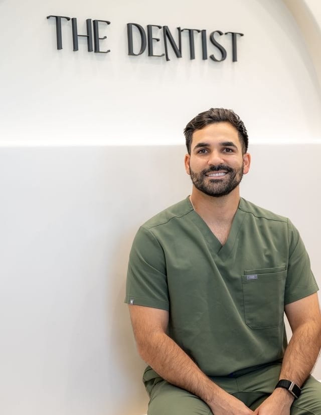 https://thedentistlv.com/wp-content/uploads/2025/12/4JX3K45w.jpeg